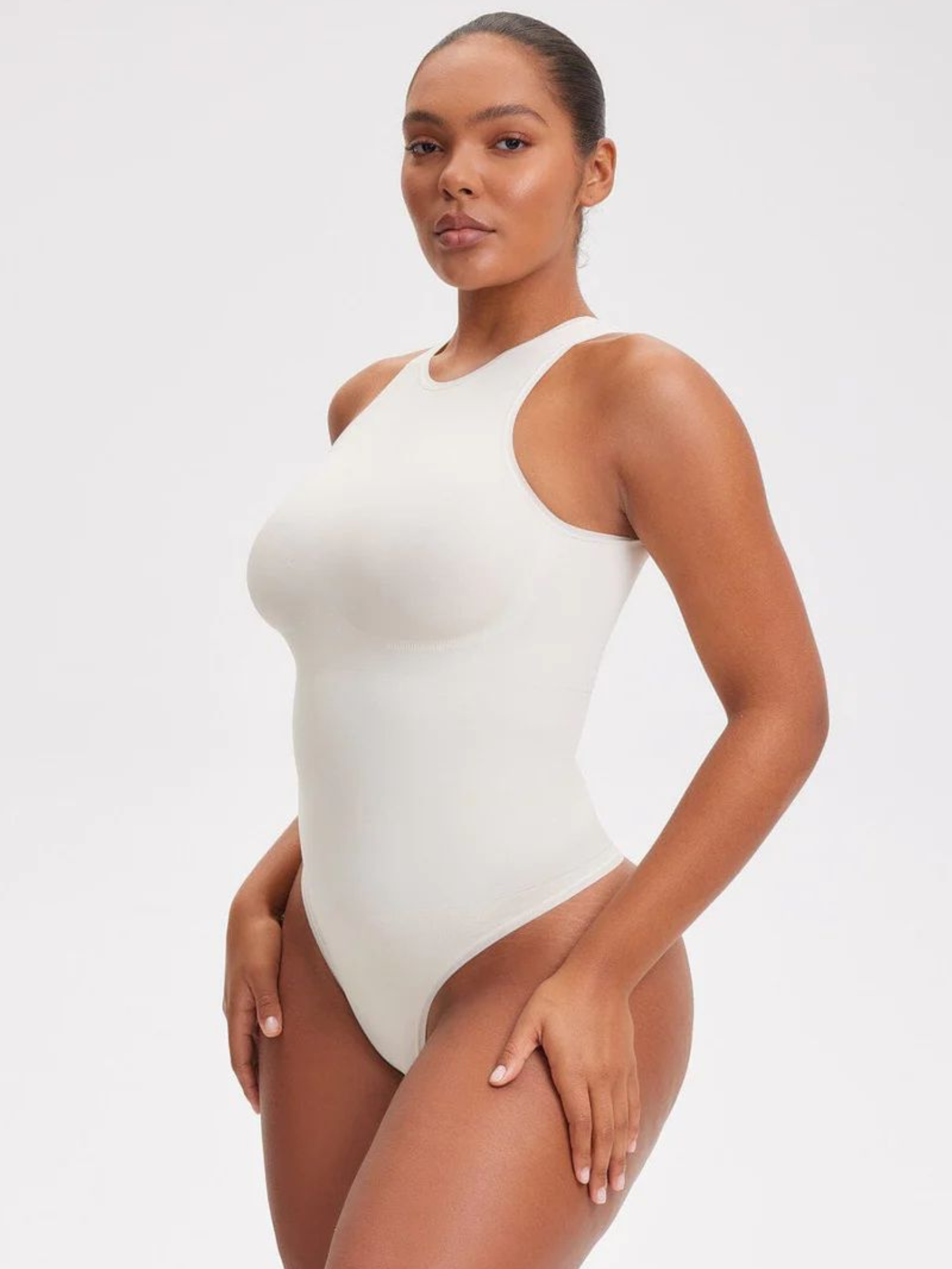 Nazzar Fit Crew‑Neck Shaping Bodysuit