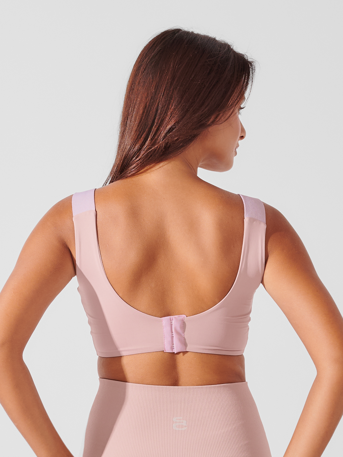 Nazzar Fit Invisible Wide‑Coverage Bra with Removable Padding